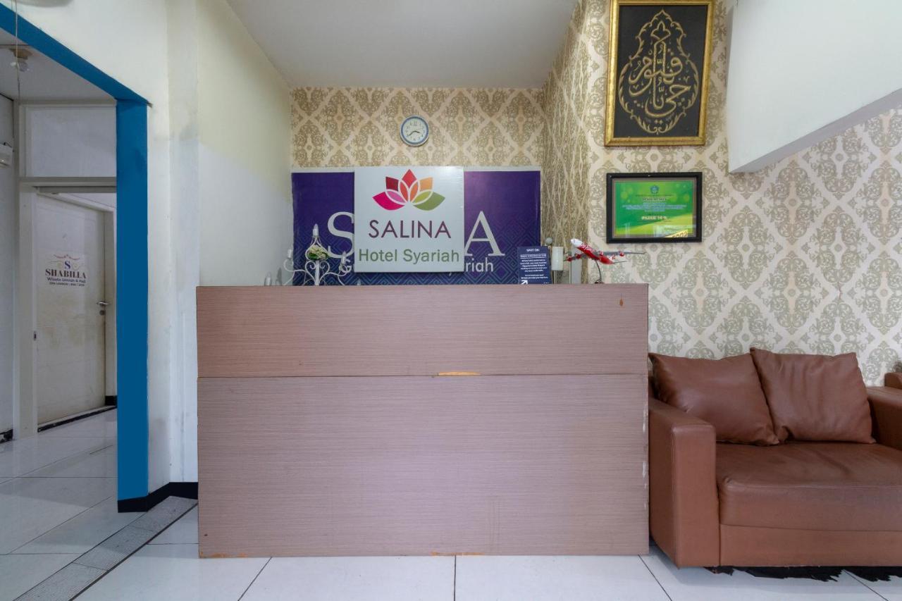 Spot On 2425 Salina Hotel Syariah Сидоарджо Экстерьер фото